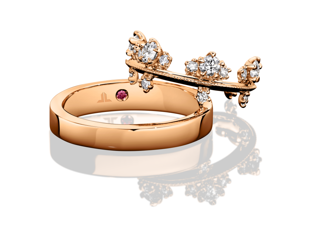 The Crown-Set-Ring-Red-RG-R21