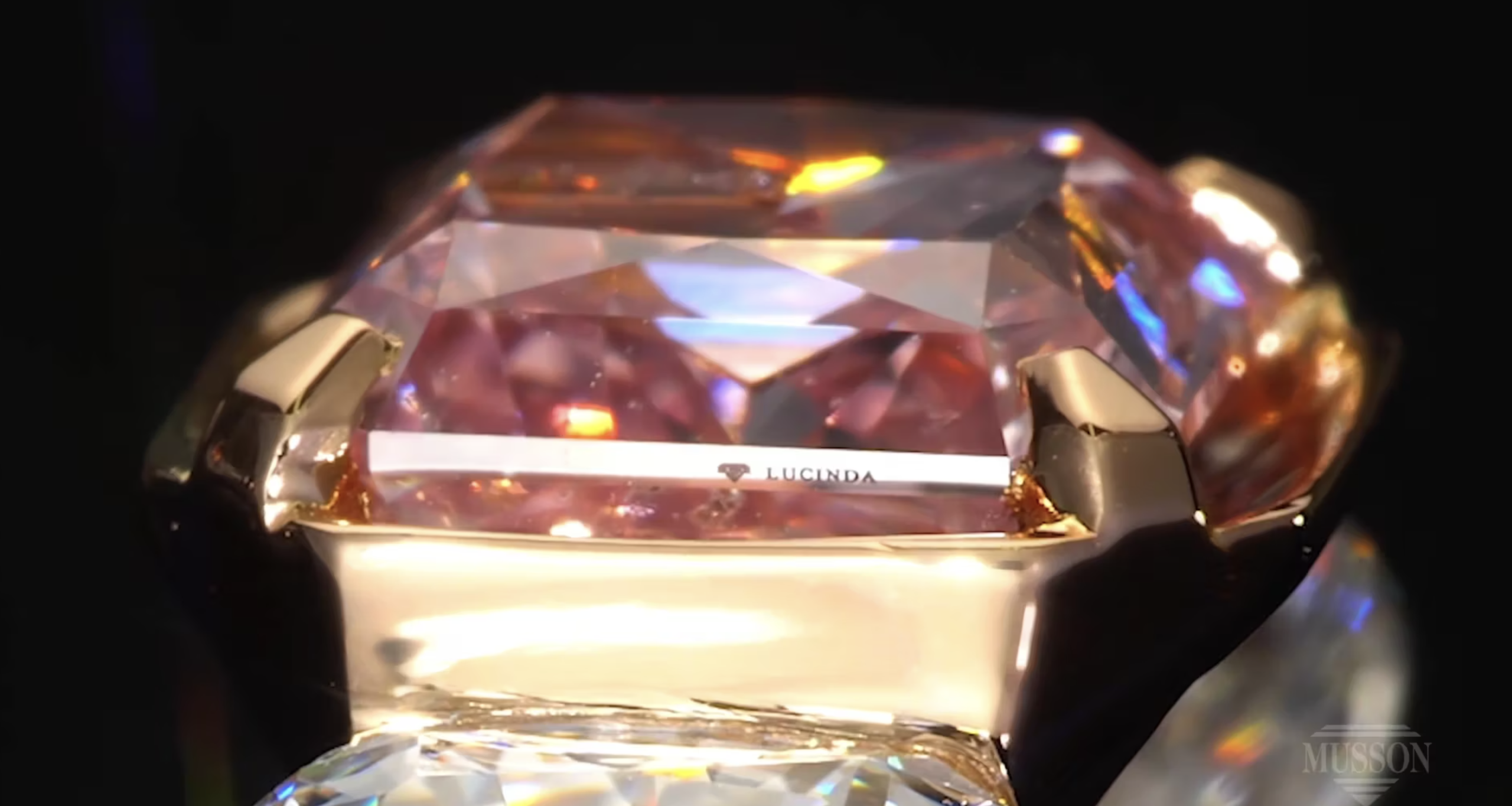 ring photograph with jewellery retouching